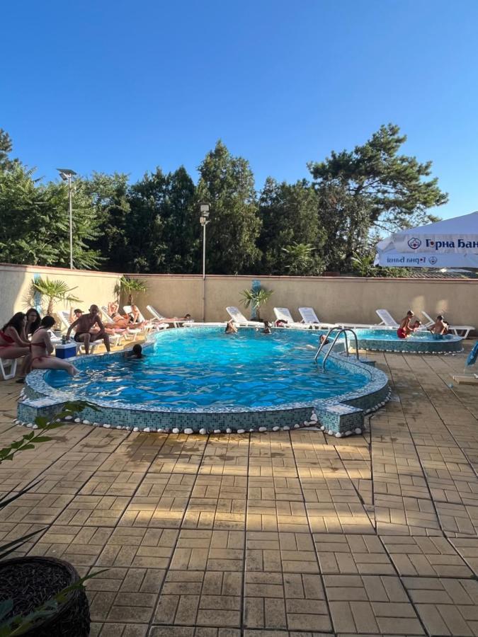 Къща Нанси Słoneczny Brzeg Zewnętrze zdjęcie